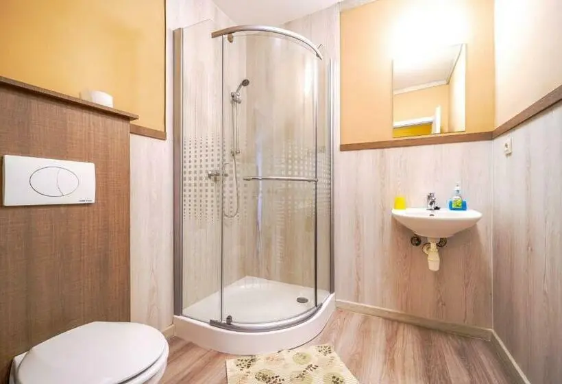 ファミリールーム, Apartmány Karmon Park