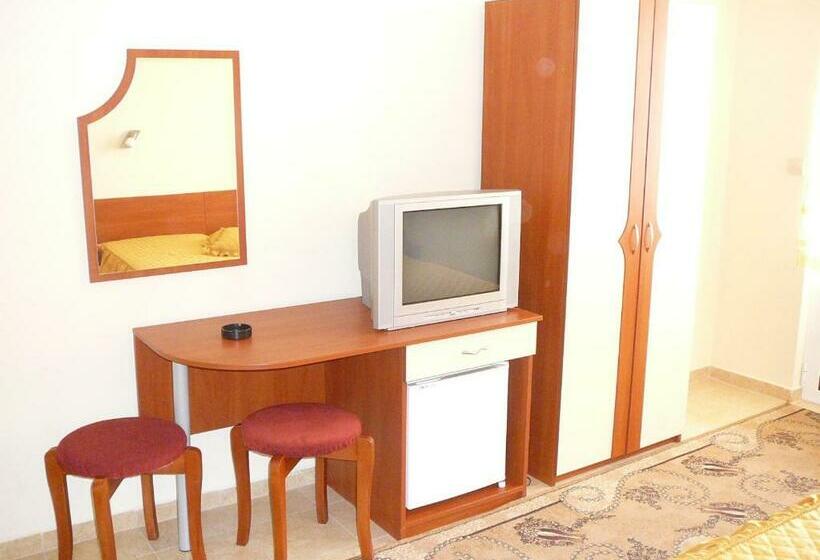 Номер Стандарт, Guest House Georgieva Ravda