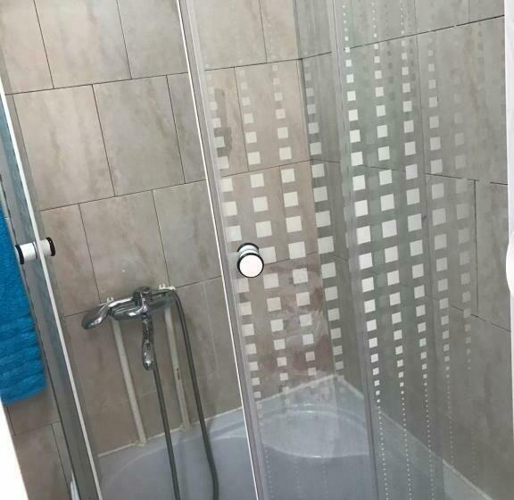 Номер Стандарт, La Rita Acasă