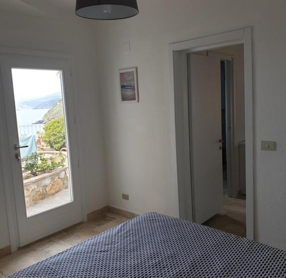 דירת חדר נוף לים, Rosa Dei Venti