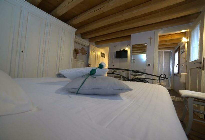 اتاق استاندارد, B&b Casa Perla