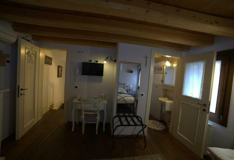 اتاق استاندارد, B&b Casa Perla