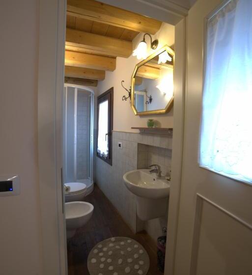 اتاق استاندارد, B&b Casa Perla