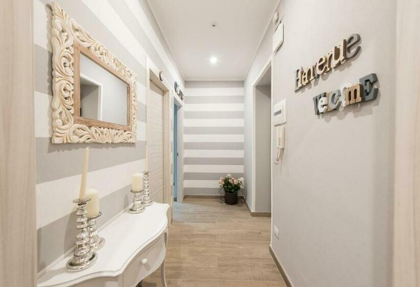 اتاق لوکس, La Bonheur, Terre Marine