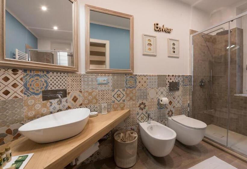 اتاق استاندارد, La Bonheur, Terre Marine