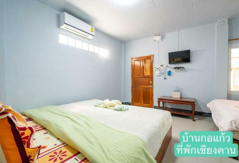 Standard Szoba, Baan Kokaew Chiang Khan
