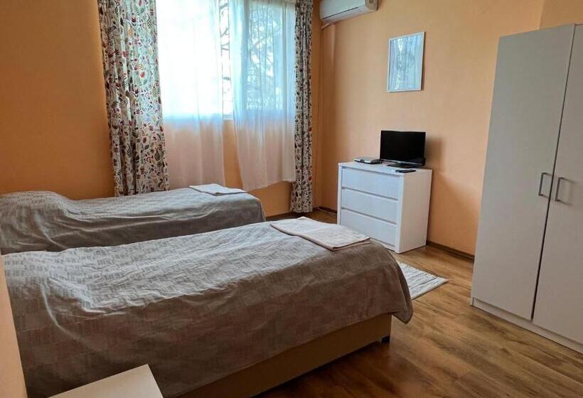 דירת שני חדרים, Oleander Rooms & Apartment