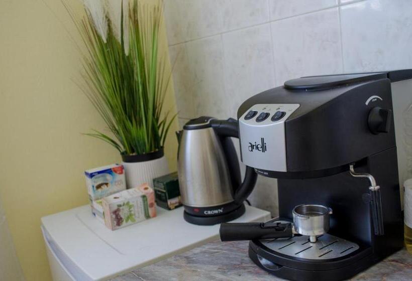 דירת שלושה חדרים, Oleander Rooms & Apartment