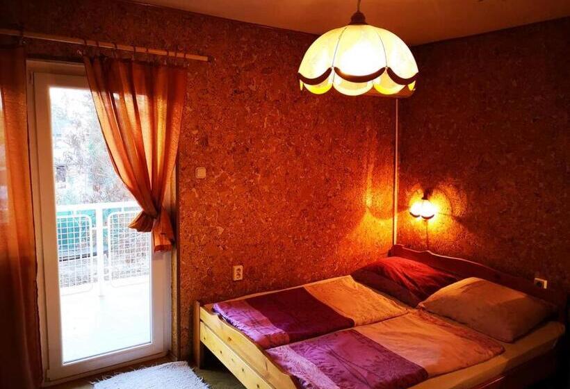 Habitación Estándar, Széplak Apartman