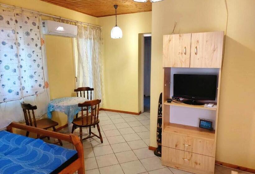 Habitación Triple Estándar con Vistas, Széplak Apartman