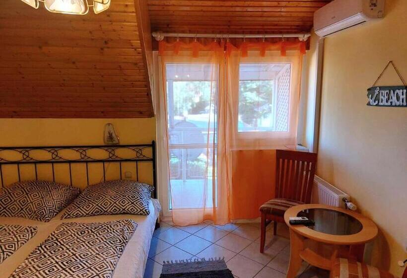 Habitación Estándar Cama King, Széplak Apartman