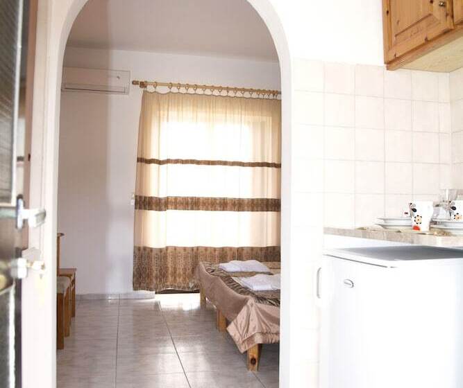 スタンダードルーム, Archodia Studios