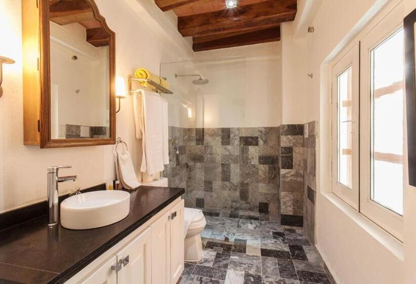 סוויטה, Boutique Casa Del Coliseo