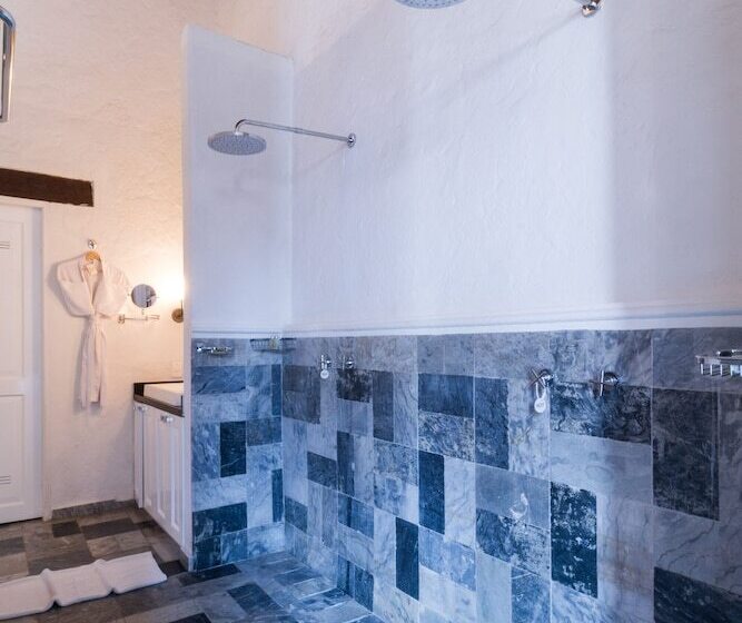 סוויטה, Boutique Casa Del Coliseo