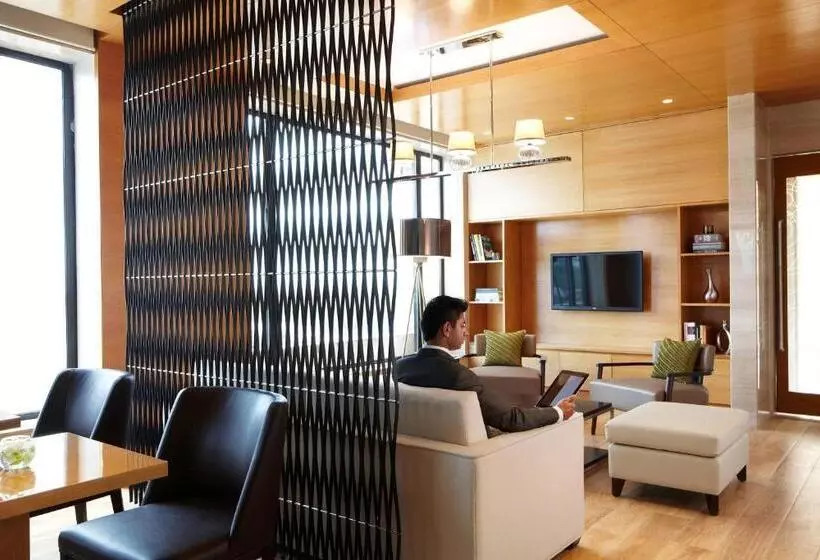 エクゼクティブルーム, Courtyard By Marriott Pune Chakan