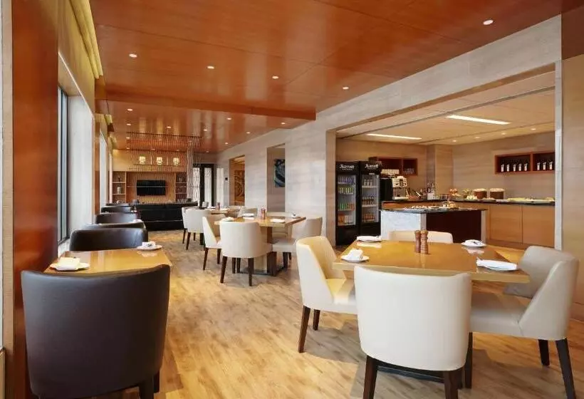 エクゼクティブルーム, Courtyard By Marriott Pune Chakan