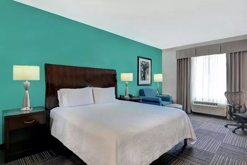Standard-huone King-vuode, Hilton Garden Inn Fayettevile