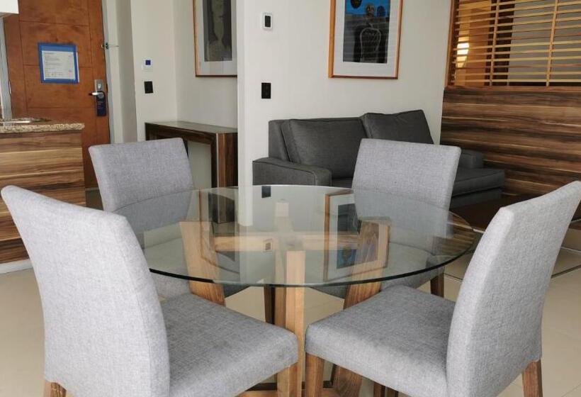 جناح سرير كينج, Holiday Inn Express Puerto Vallarta, An Ihg