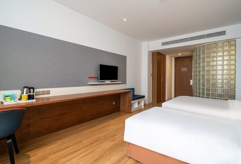 Номер Стандарт, Holiday Inn Express Yangzhou City Center By Ihg