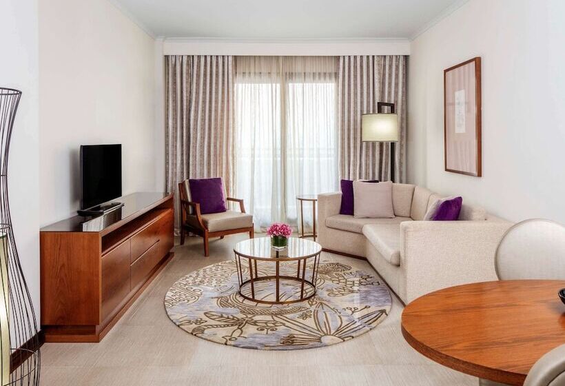 Апартаменты 1 Спальня Вид на Город, Pullman Dubai Creek City Centre Residences