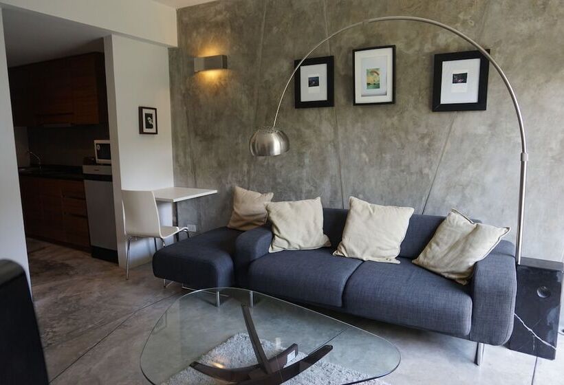 جناح, Replay Residence Samui