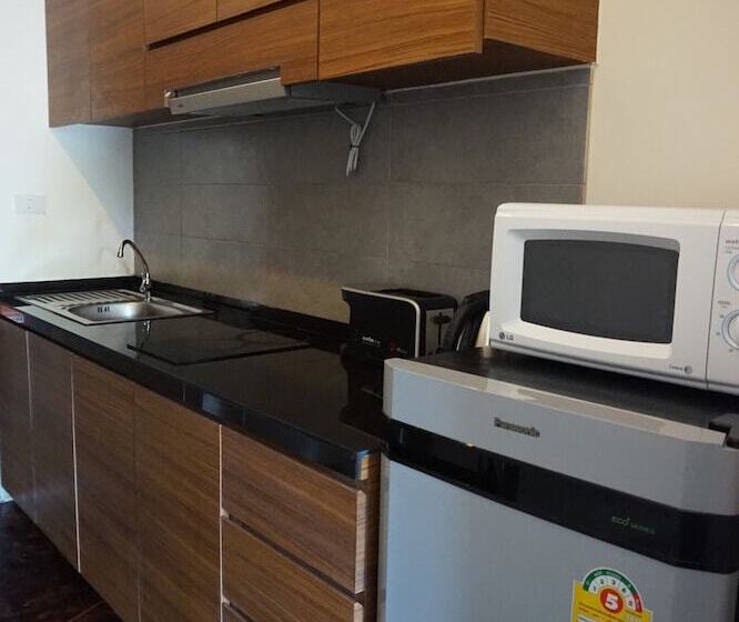 جناح, Replay Residence Samui