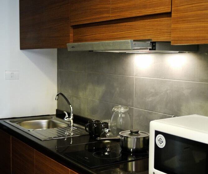 جناح, Replay Residence Samui