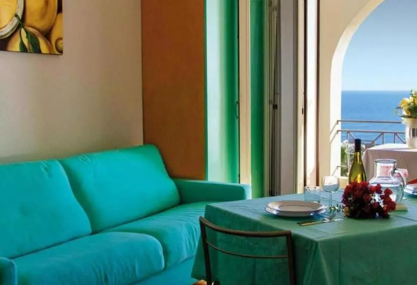 1 Schlafzimmer Apartment Meerblick, Oasi D'oriente