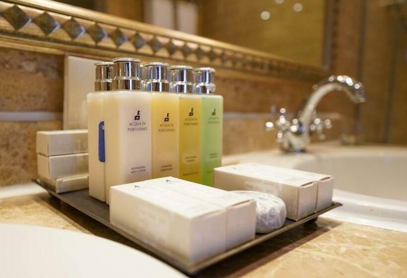 اتاق لوکس سه تخته, Baron Palace Sahl Hasheesh