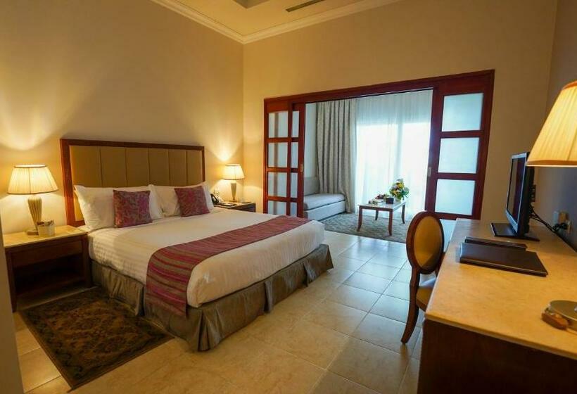 اتاق لوکس سه تخته, Baron Palace Sahl Hasheesh