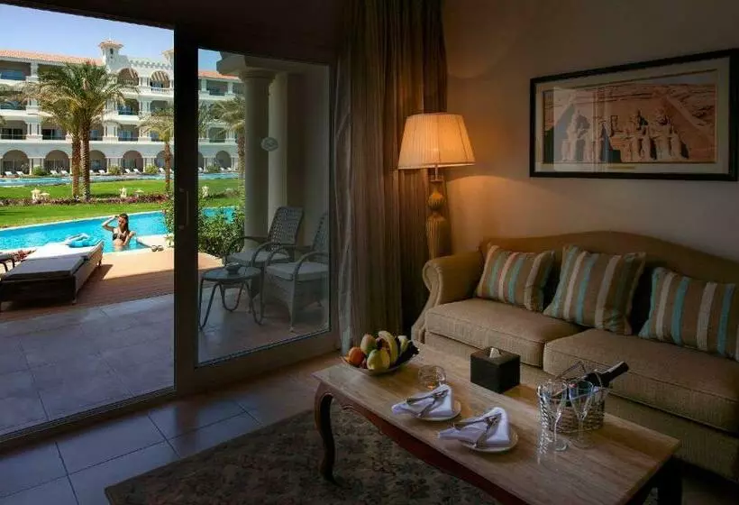 سوئیت ریاست جمهوری 2 خوابه, Baron Palace Sahl Hasheesh