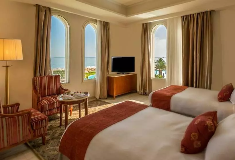 سوییت با چشم‌انداز دریا, Baron Palace Sahl Hasheesh