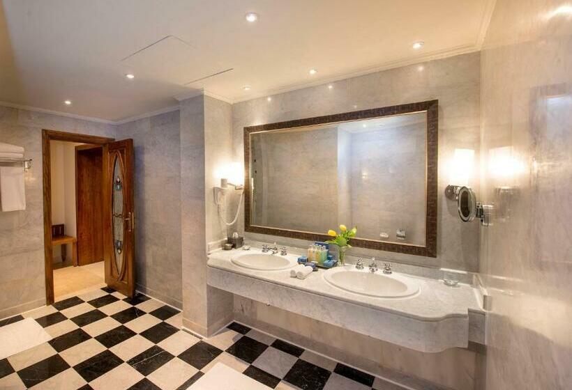 سوئیت رویال, Baron Palace Sahl Hasheesh