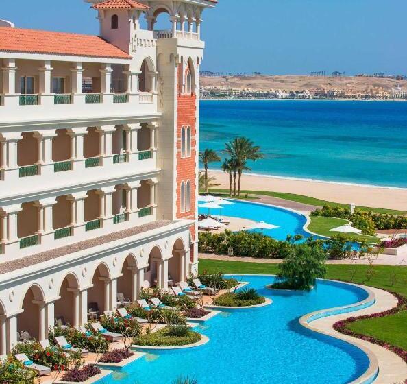 Swim-up suite, Baron Palace Sahl Hasheesh