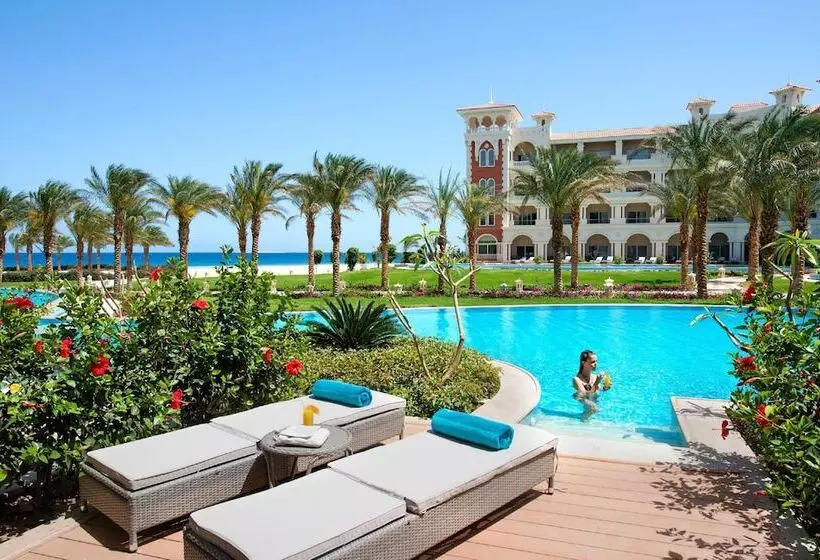 Swim-up suite, Baron Palace Sahl Hasheesh
