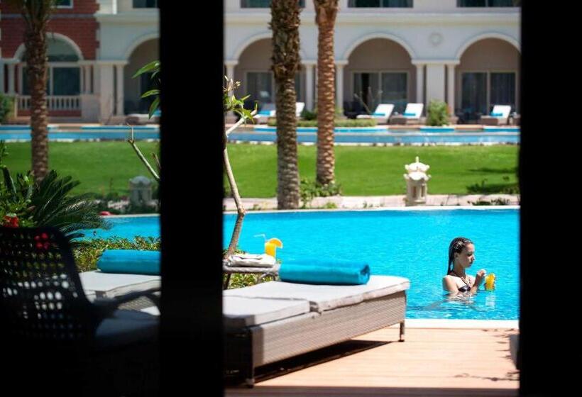 Swim-up suite, Baron Palace Sahl Hasheesh
