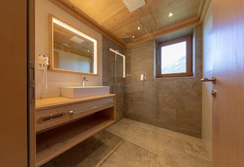 Трехместный Номер Стандарт с Балконом, Gasthof Tannen Alm