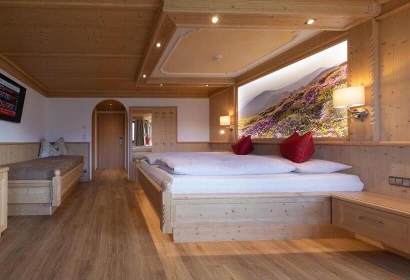 Трехместный Номер Стандарт с Балконом, Gasthof Tannen Alm