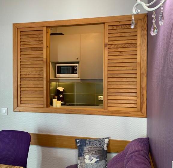 2ベッドルームアパートメント, Altamira