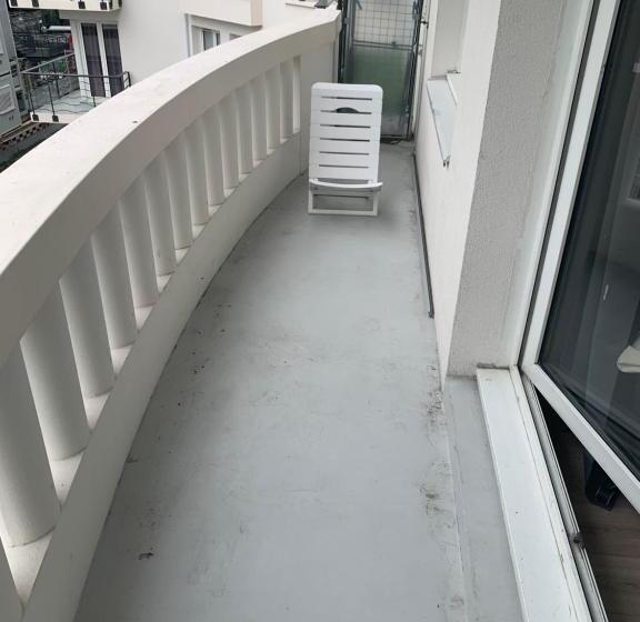 Апартаменты 2 Спальни, Altamira