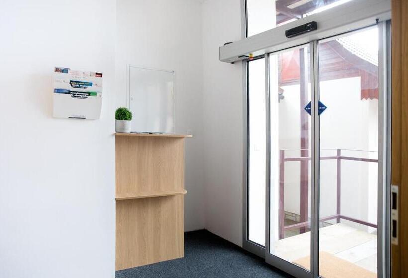 Номер Стандарт, Apartmány Na čtvrtích