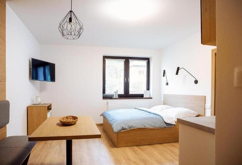Номер Стандарт, Apartmány Na čtvrtích