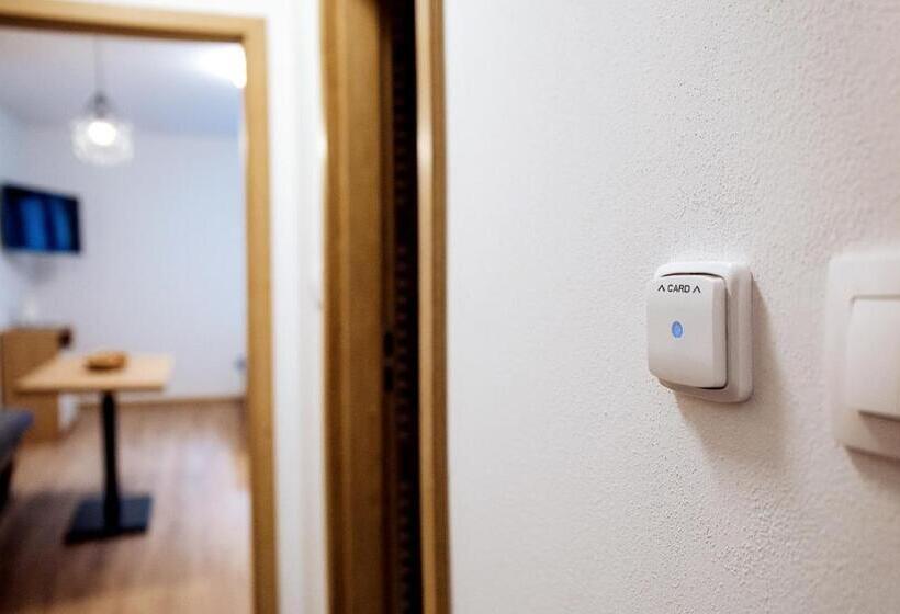 חדר סטנדרט, Apartmány Na čtvrtích