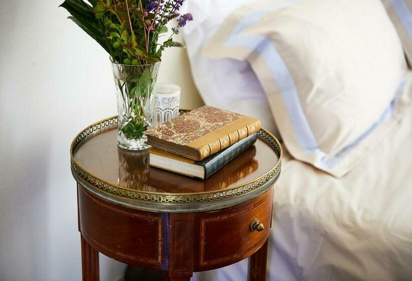 جناح ديلوكس سرير كينج, La Jagée