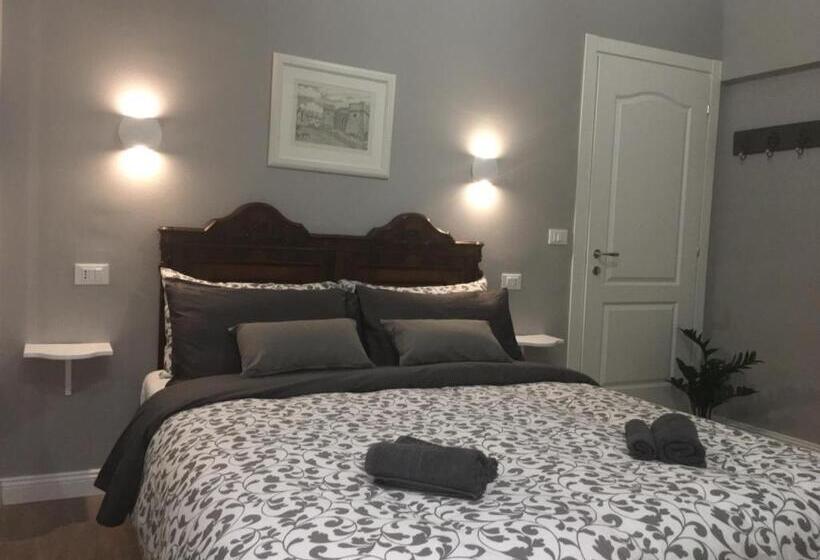 اتاق استاندارد, Rooms Genova Dei Rolli