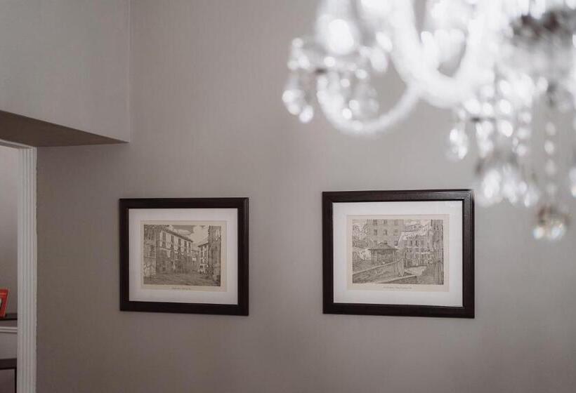 اتاق استاندارد, Rooms Genova Dei Rolli