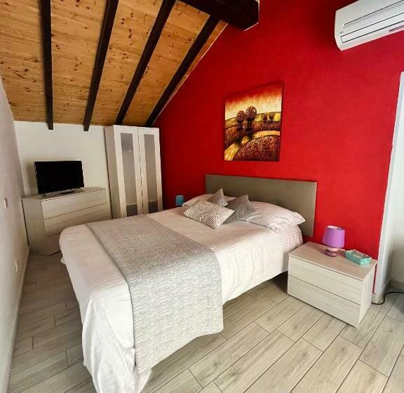 غرفة قياسية رباعية, Alla Fontanella