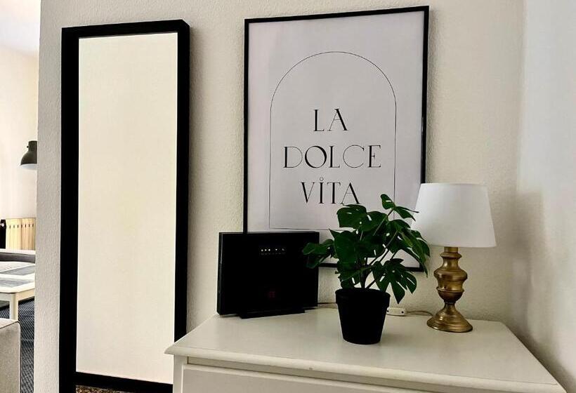 شقة غرفة واحدة مزودة بتراس, Alla Fontanella