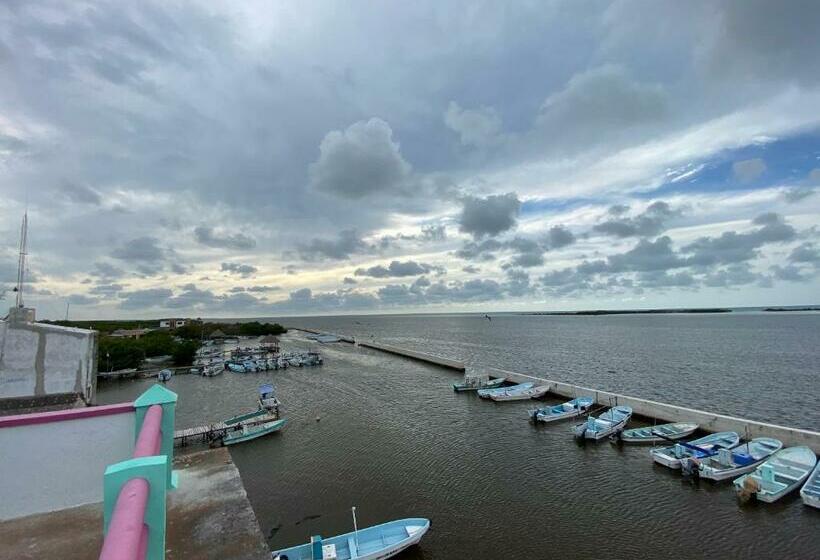 豪华海景房带阳台, San Felipe De Jesus Yucatan