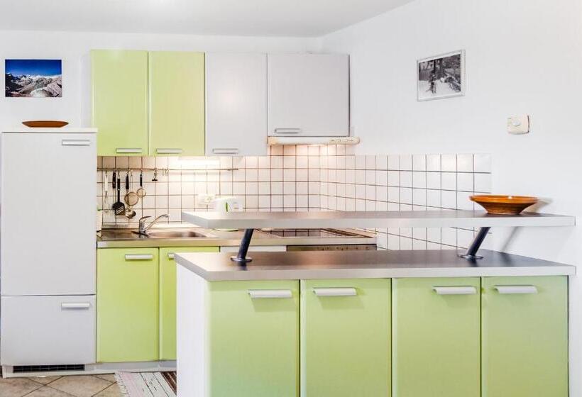 استودیوی استاندارد, Apartment & Rooms Bruna Vučič